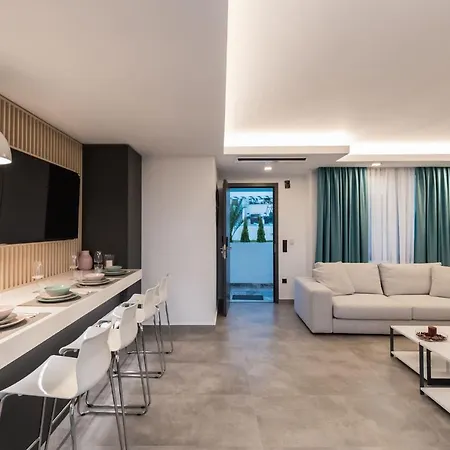 Nooa Villa *