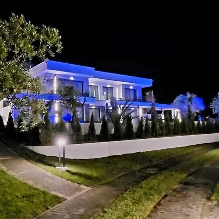 Nooa Villa