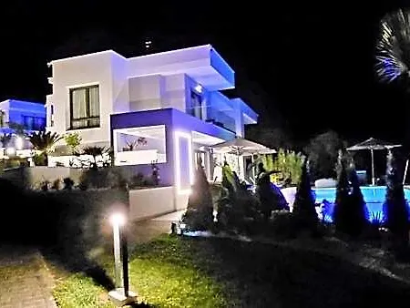 Otel Nooa 4*